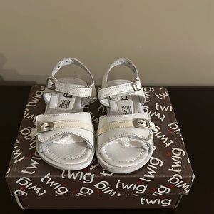 TWIG WHITE LEATHER SANDALS